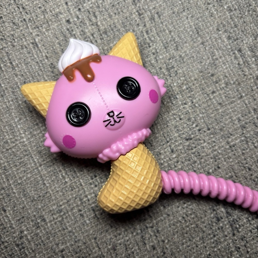 Lalaloopsy Doll Scoops Ice Cream Waffle Cone Pet Cat Replacement Kitty‎ Toy Pink